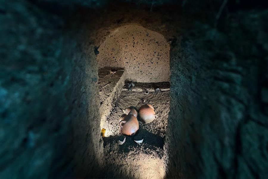 A first glimpse into the newly discovered Etruscan chamber tomb.